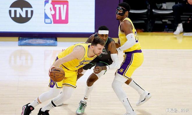 登录入口-东契奇在湖人的第一场球